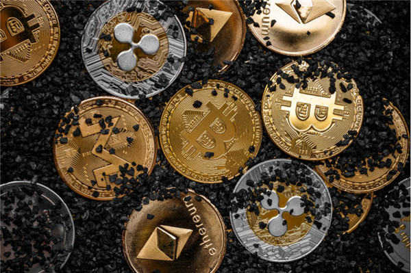 观点：BTC突破10万美元后市场保持谨慎乐观近期或有大幅波动